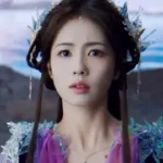 Том 2 (Совершенствование Бессмертного): Глава 34 Женщина в фантастическом костюме на фоне моря